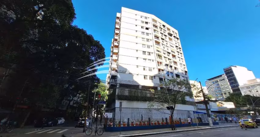 Excelente imóvel de 62m² composto por: 1 sala, 1 varanda, 1 quarto, 1 banheiro social, só da manhã,