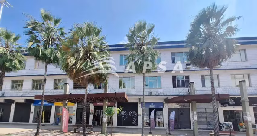 Sala comercial na av. monsenhor tabosa, 37m², bem dividida, com armários planejados, 1 vaga de garag