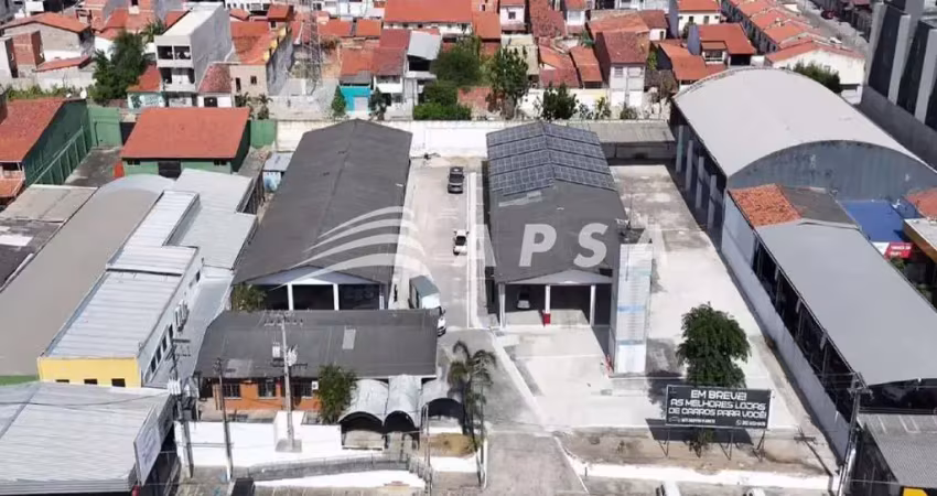 Galpão premium para locação na av. dr. mendel steinbruch. com 5.400 m² de área total, este imóvel fo