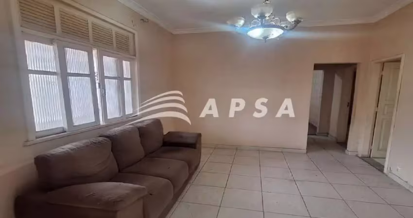 Excelente casa em rua fechada em ponto nobre do tanque   incrível oportunidade disponível no melhor