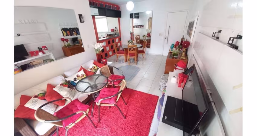 Locação anual! Apartamento com 2 dormitórios e sacada.