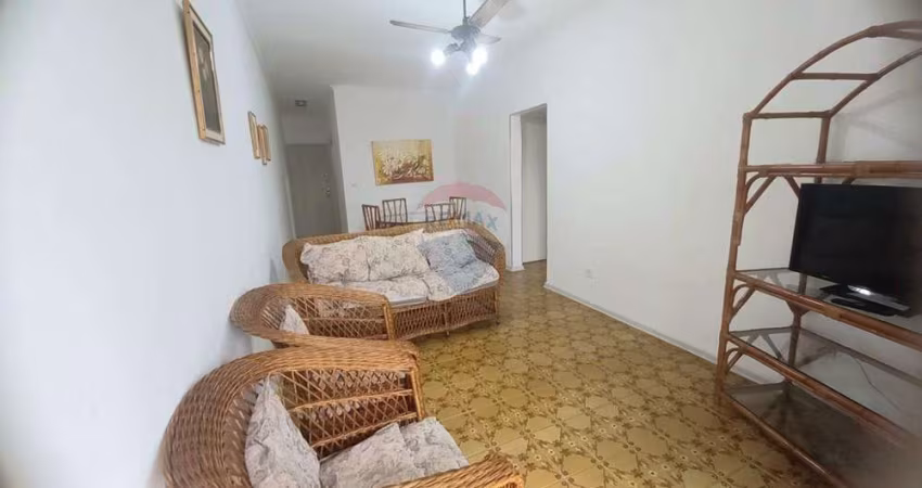 Apartamento com Vista Aberta, 2 Quartos, 3 quadras da Praia!
