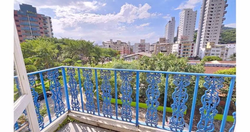 Apartamento à venda Guarujá - 2 dormitórios - Astúrias,