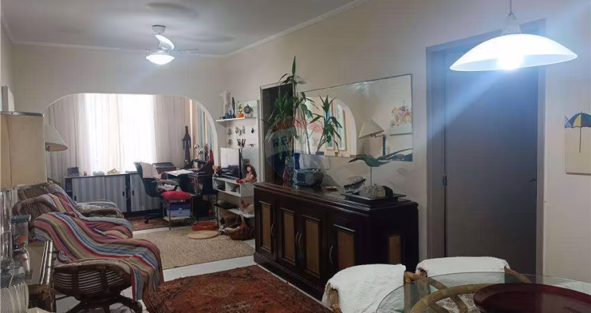 Apartamento a venda  Pitangueiras Guarujá
