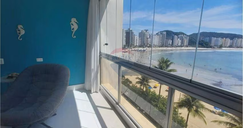 Apto à venda com 3 dorm, 2 suites, 2 vagas, frente total para a praia das Astúrias, Guarujá - SP