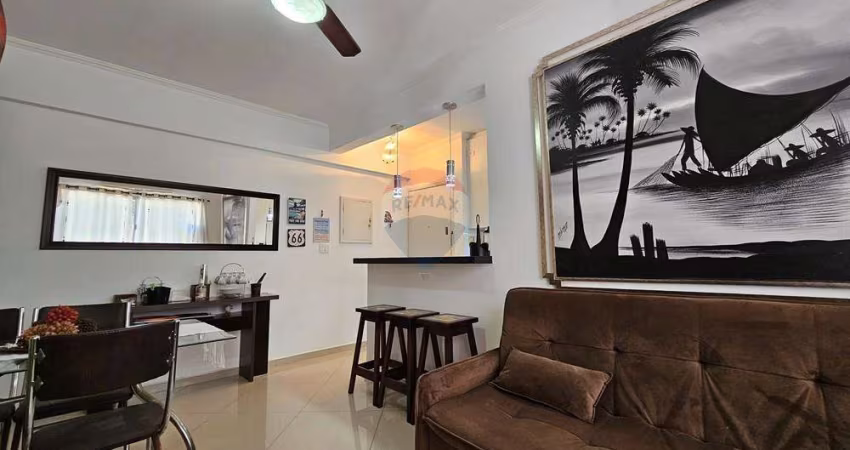 Apartamento à venda Guarujá - 2 dormitórios - Na quadra da praia - Tombo