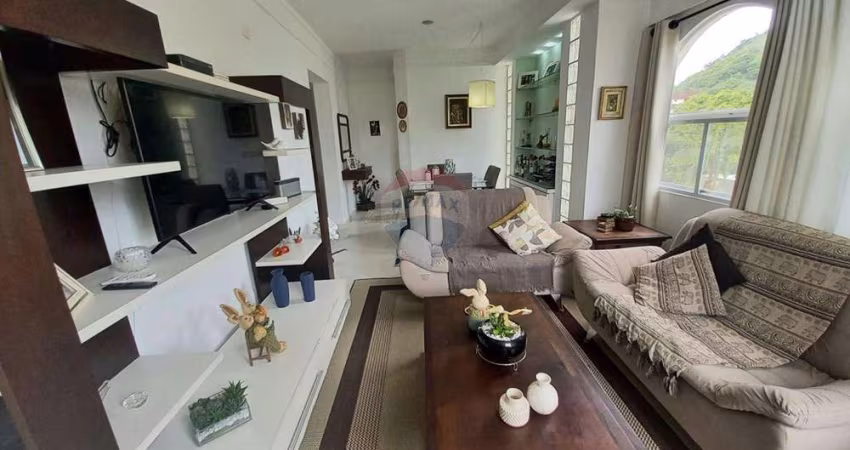 Apto 2 suites, reformado, por 435 mil, na Praia do Tombo, Guarujá, SP
