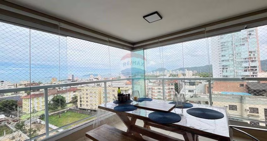 Apartamento à venda na  praia da Enseada Guarujá SP.