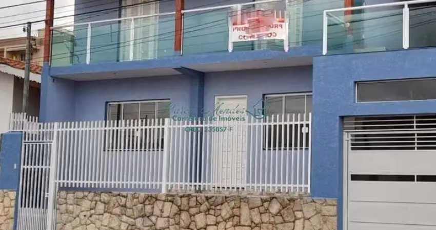 Sobrado para Locação em Atibaia, Alvinópolis, 3 dormitórios, 1 suíte, 2 banheiros, 2 vagas