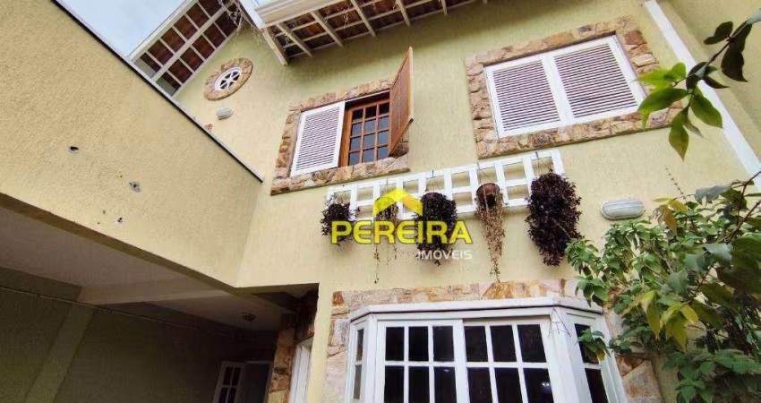 Casa com 3 dormitórios à venda, 230 m² por R$ 650.000 - Parque Residencial Vila União - Campinas/SP