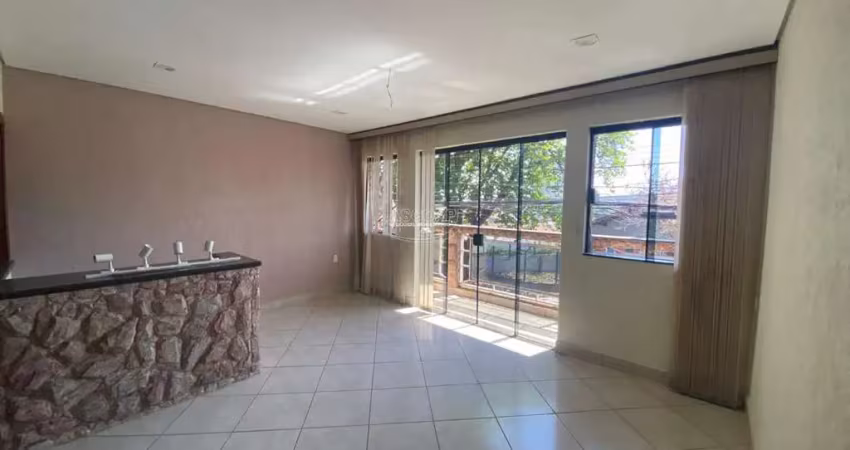 Casa com 3 quartos para alugar na Rua Doutor Lula, 135, Castelinho, Piracicaba