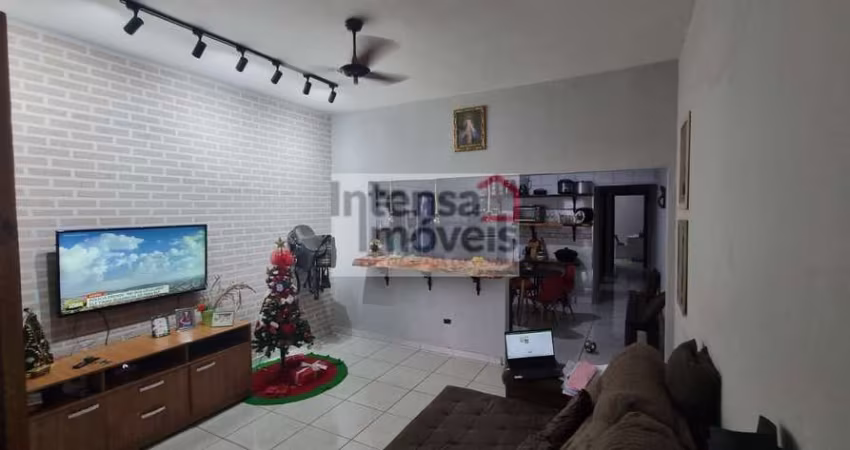 Casa à venda no bairro Parque Urupês - Taubaté/SP