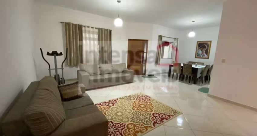 Casa com 3 quartos à venda na Alameda Maria Mine Sene, 602, Granjas Rurais Reunidas São Judas Tadeu, Taubaté