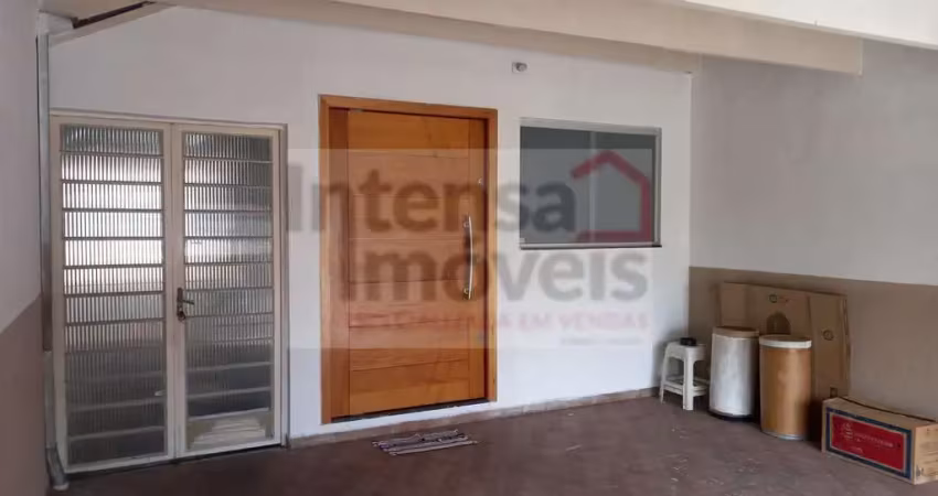 Casa com 2 quartos à venda na Avenida Branca de Neve, 376, Jardim Gurilândia, Taubaté