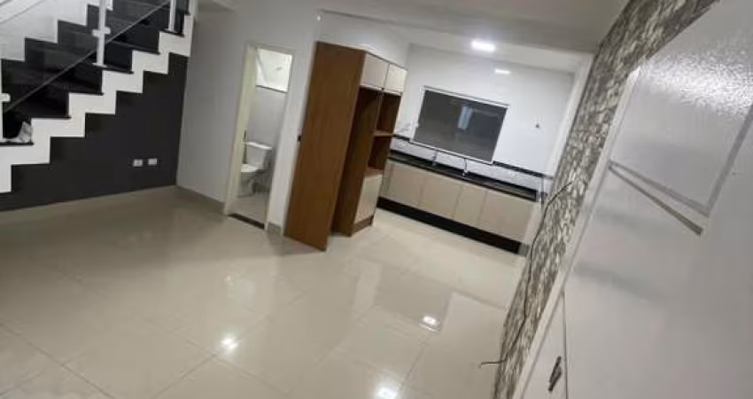 Vendo Casa Condomínio 2 Suítes  2 Vagas em Mogi das Cruzes