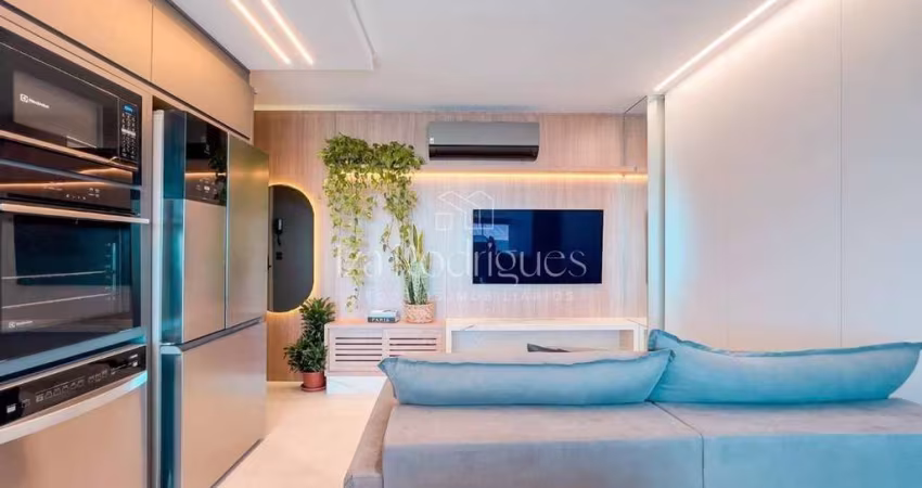 Apartamento com 1 suíte + 2 dormitórios semi mobiliado