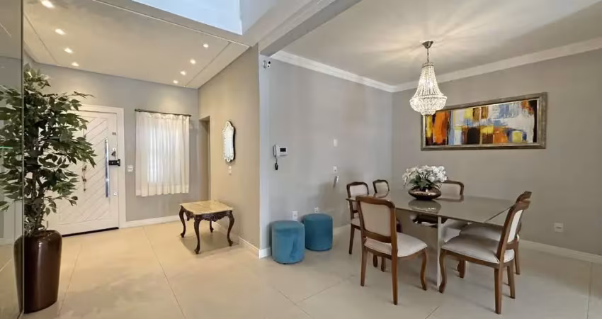 Casa com 3 quartos à venda na Rua José Cândido da Silva, 549, Balneário, Florianópolis