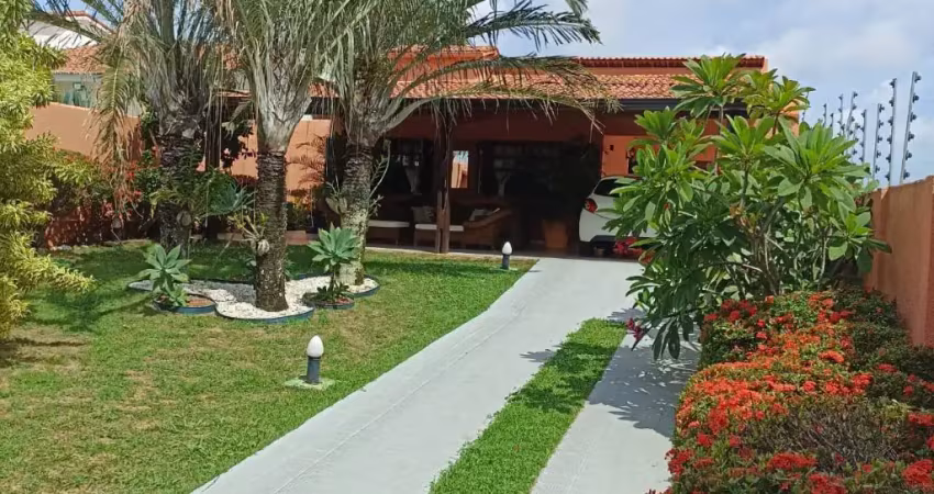 Belíssima casa térrea em capim macio com 4/4
