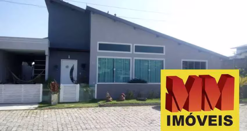 CASA INDEPENDENTE EM CONDOMÍNIO SÃO PEDRO DA ALDEIA