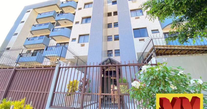 Apartamento em condomínio com piscina e perto da Praia