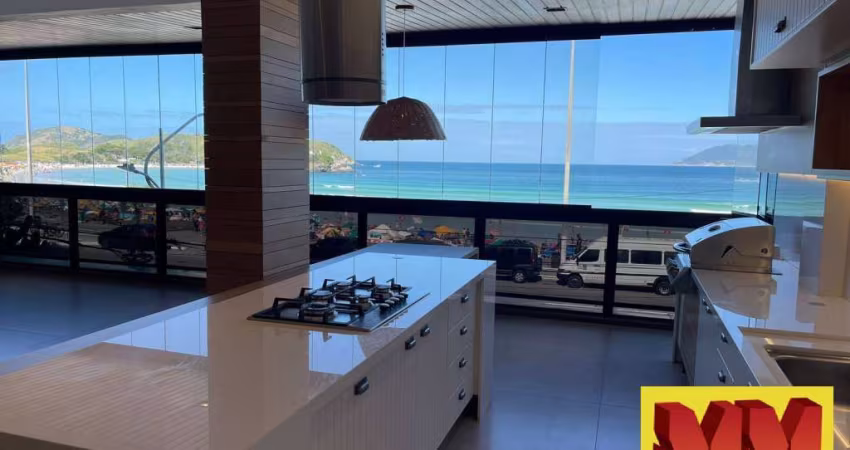 Apartamento com 260m² de Frente para Praia do Forte em Cabo Frio