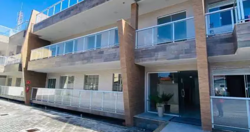 Casa em Condomínio com 2 Quartos nas Palmeiras em Cabo Frio