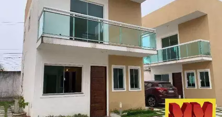 Casa em Condomínio com 3 Quartos na Vila do Peró