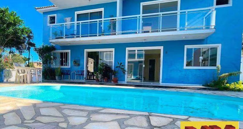 Casa em Condomínio no Bairro Vila do Peró em Cabo Frio