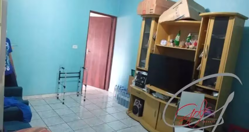 Casa a venda no bairro vila yara, com 2 dormitórios, 2 banheiros, cozinha, 2 vagas de garagem.