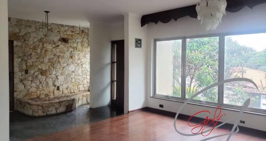 CASA TERREA,  VILA SAO FRANCISCO, COM PISCINA. 4 DORMITORIOS, 2 SUITES.