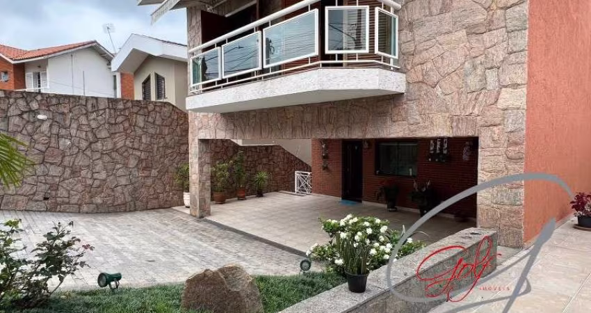 CASA COM 4 DORMS E 5 VAGAS PARA VENDA NO PARQUE DOS PRINCIPES, SÃO PAULO.