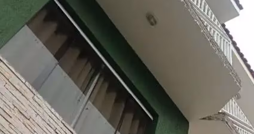 Casa com 4 quartos à venda na Rua Luciano dos Santos Garcia, 123, Cipava, Osasco