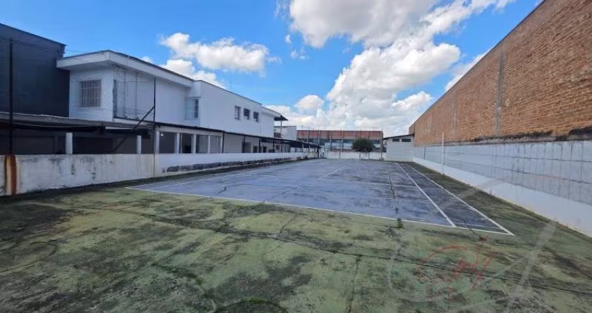 Casa assobradada  na Vila São Francisco - 4 Quartos, 2 Suíte, 4 Banheiros, 3 Vagas de Garagem - São Paulo-SP