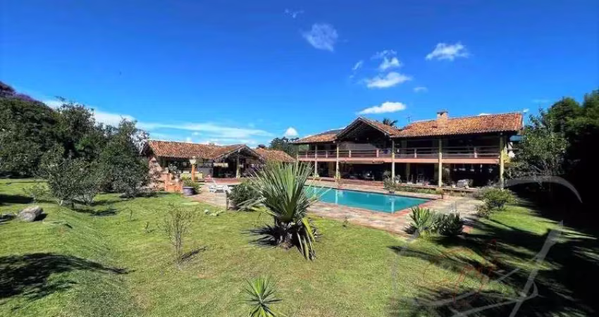 Casa residencial para venda granja viana, cotia 5 dormitórios sendo 5 suítes, 3 salas, 9 banheiros, 14 vagas 1.333,00 m² construída, 3.782,61 m² terreno