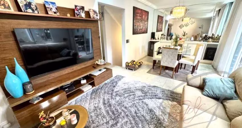 Casa em condomínio fechado na vila são francisco, casa semi geminada com 04  dormitórios, sendo 01 suíte, 04 banheiros, sala para 02 ambientes, varanda, cozinha com armários planejados, lavanderia com