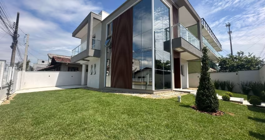 LINDA CASA PADRÃO NO BAIRRO GRAVATÁ.