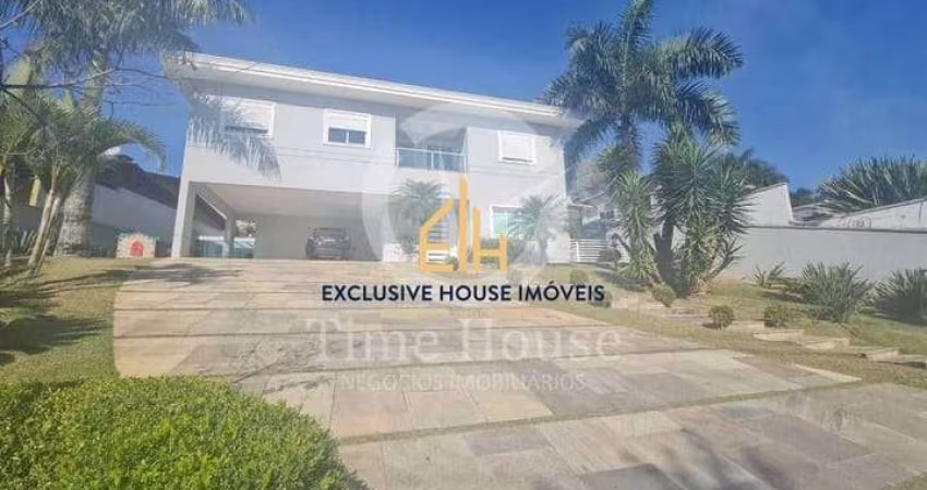 Casa de  430 m² com 4 dormitórios, Porteira Fechada em Barueri - SP