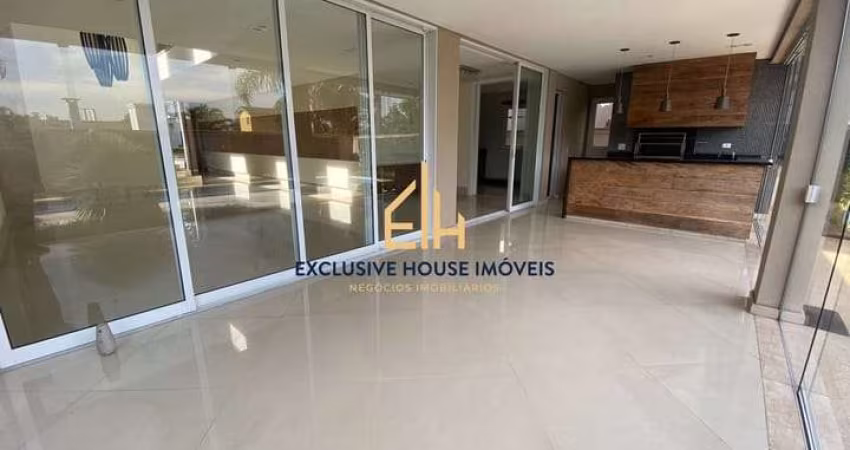 Belíssima casa a venda no Residencial 02 com 4 suítes e 4 vagas de garagem
