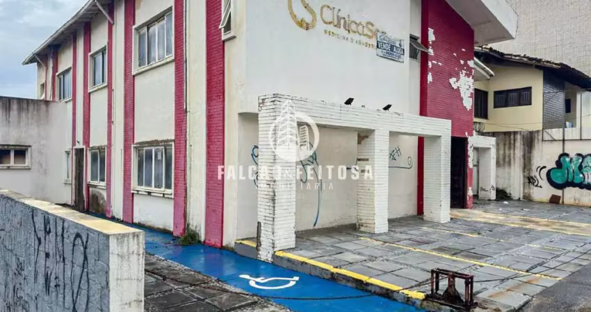 Terreno à venda na Rua Visconde de Itaborahy, 596, Amaralina, Salvador