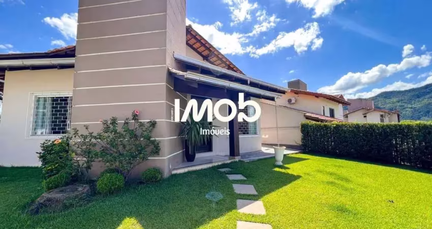 Casa com 1 suíte + 2 quartos, Ilha da Figueira
