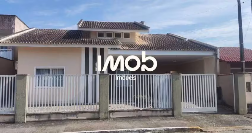 Casa com 1 suíte + 2 quartos, bananal do sul - guaramirim