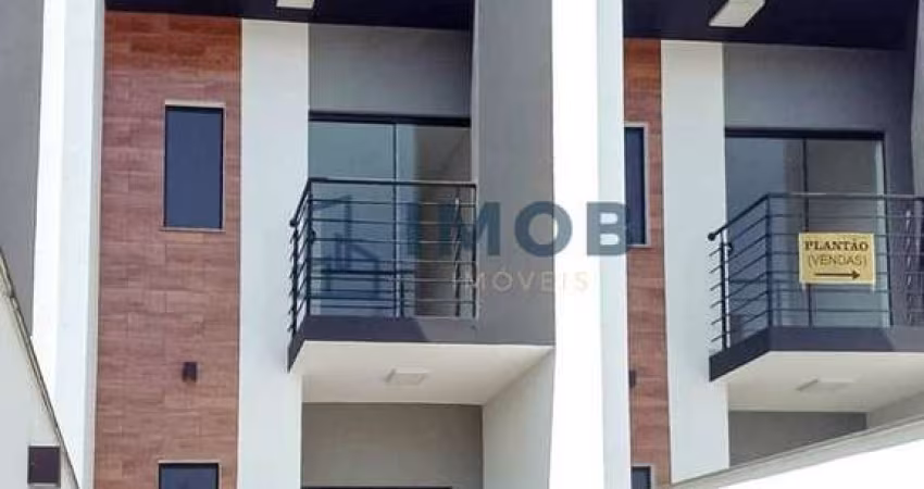 Casa geminada com 2 suítes, Tifa Martins