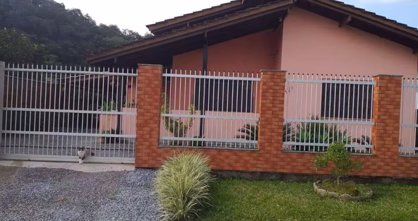 Casa com 3 quartos à venda no Jaraguá 99, Jaraguá do Sul 