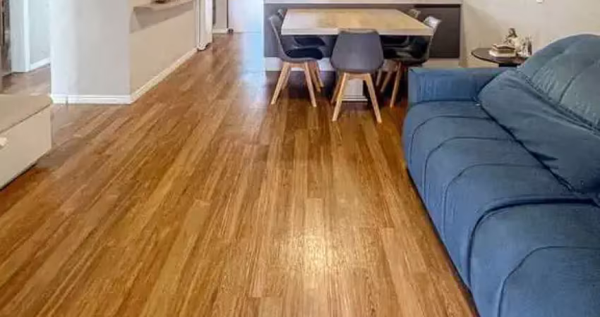 Casa geminada semimobiliada com 1 suíte + 1 quarto, nova esperança