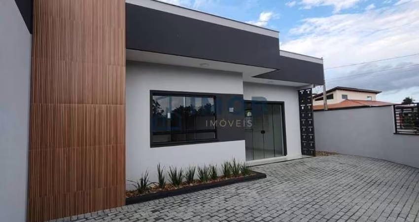 Casa geminada de esquina, bairro Escolinha - Guaramirim