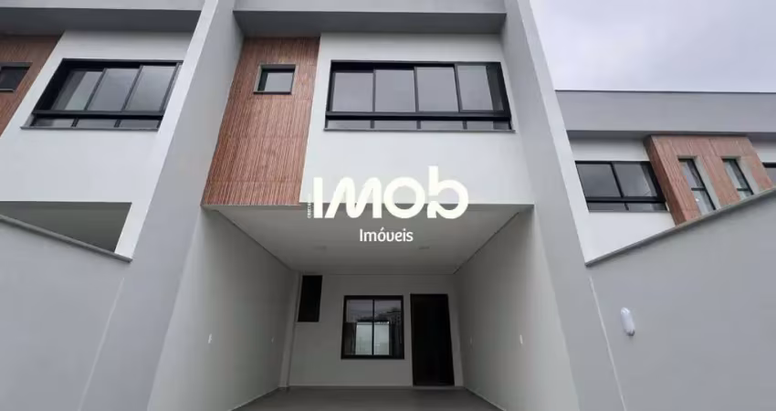 Casa geminada com 1 suíte + 2 quartos, bairro czerniewicz