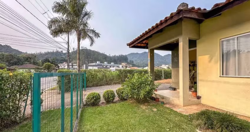 Casa com 1 suíte + 2 quartos, amizade em jaraguá do sul