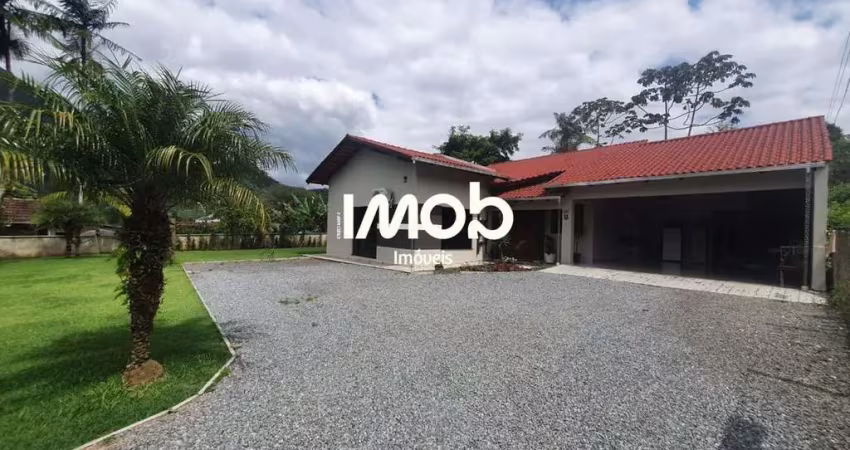 Casa com 3 quartos à venda no Centro, Corupá 