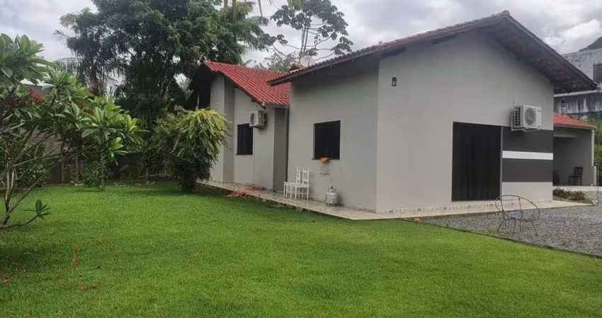 Casa com 3 quartos à venda no Centro, Corupá 