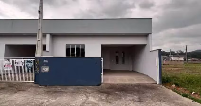 Casa geminada com 2 quartos, três rios do norte - jaraguá do sul